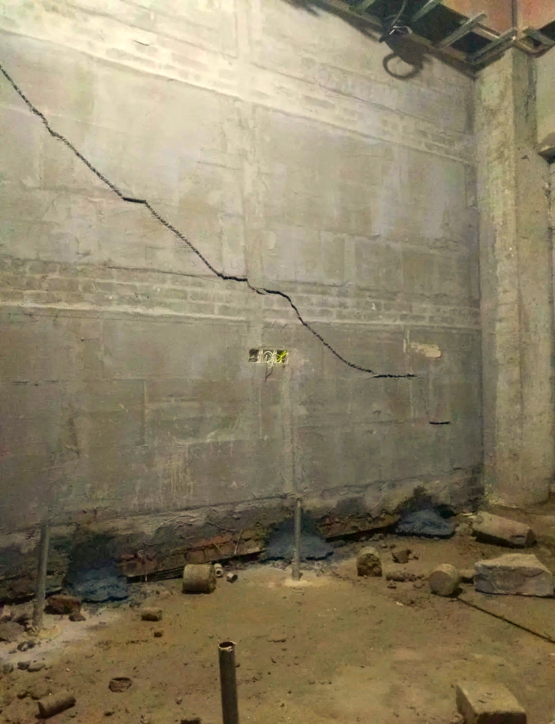 郑州新郑房屋下沉加固